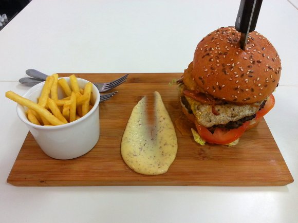 Burger and chips 2